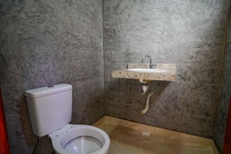 Casa à venda com 3 quartos, 280m² em Santa Maria, Santo André