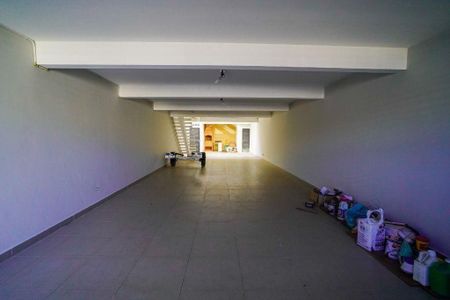 Casa à venda com 3 quartos, 280m² em Santa Maria, Santo André