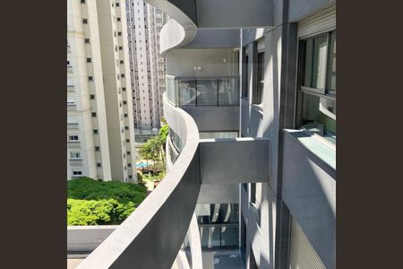 Apartamento à venda com 1 quarto, 66m² em Jardim das Acacias, São Paulo