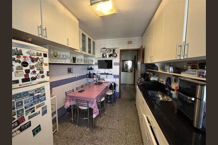 Apartamento à venda com 3 quartos, 144m² em Indianópolis, São Paulo
