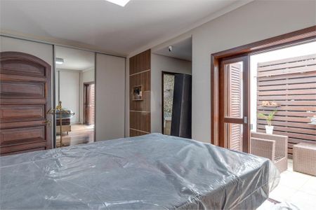 Casa à venda com 5 quartos, 762m² em Jardim Cordeiro, São Paulo