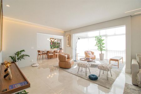Apartamento à venda com 3 quartos, 276m² em Campo Grande, São Paulo