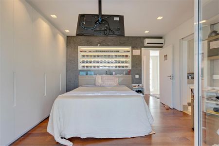 Casa à venda com 3 quartos, 440m² em Chácara Monte Alegre, São Paulo