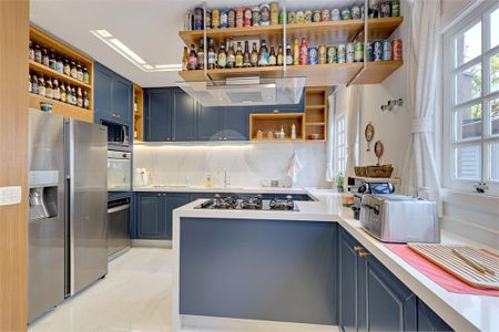 Casa à venda com 3 quartos, 440m² em Chácara Monte Alegre, São Paulo