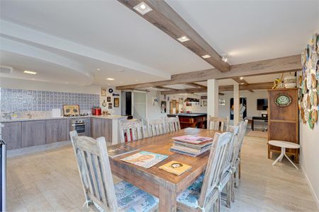 Casa à venda com 3 quartos, 440m² em Chácara Monte Alegre, São Paulo