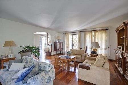 Casa à venda com 4 quartos, 404m² em Chácara Monte Alegre, São Paulo