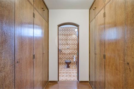 Casa à venda com 4 quartos, 404m² em Chácara Monte Alegre, São Paulo