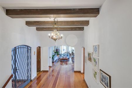 Casa à venda com 4 quartos, 404m² em Chácara Monte Alegre, São Paulo