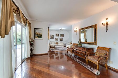 Casa à venda com 4 quartos, 638m² em Alto da Boa Vista, São Paulo