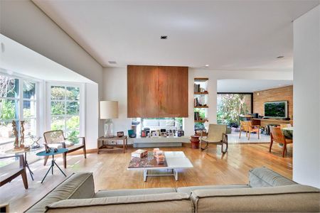 Casa à venda com 3 quartos, 280m² em Santo Amaro, São Paulo