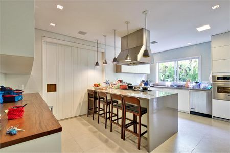 Casa à venda com 280m², 3 quartos e 4 vagas