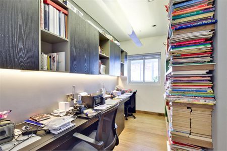 Casa à venda com 3 quartos, 280m² em Santo Amaro, São Paulo