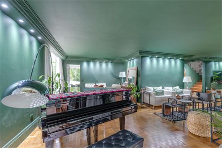 Casa à venda com 3 quartos, 537m² em Jardim dos Estados, São Paulo