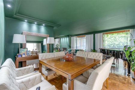 Casa à venda com 3 quartos, 537m² em Jardim dos Estados, São Paulo