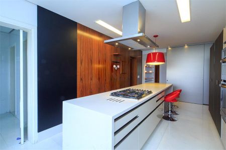 Apartamento à venda com 370m², 4 quartos e 5 vagas