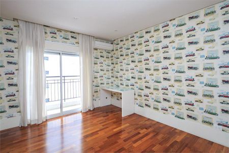 Apartamento à venda com 370m², 4 quartos e 5 vagas