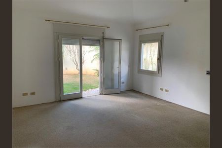 Casa à venda com 4 quartos, 345m² em Jardim dos Estados, São Paulo