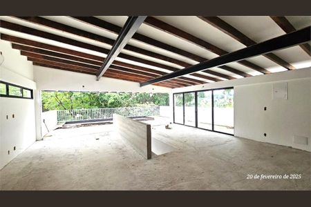 Casa à venda com 4 quartos, 410m² em Jardim Cordeiro, São Paulo