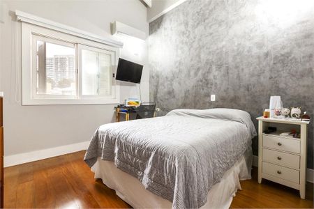 Casa à venda com 3 quartos, 450m² em Santo Amaro, São Paulo