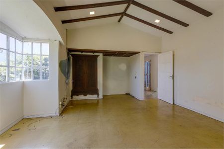 Casa à venda com 4 quartos, 430m² em Chácara Monte Alegre, São Paulo