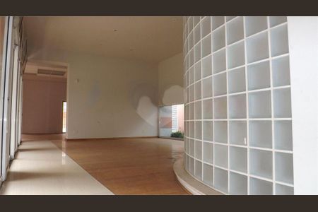 Casa à venda com 4 quartos, 520m² em Cidade Ademar, São Paulo