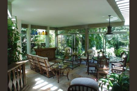 Casa à venda com 4 quartos, 350m² em Campo Belo, São Paulo