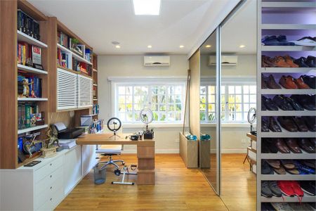 Casa à venda com 5 quartos, 520m² em Jardim Petropolis, São Paulo