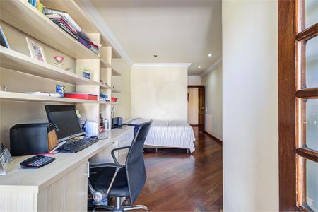 Casa à venda com 4 quartos, 788m² em Jardim dos Estados, São Paulo