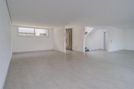 Casa à venda com 4 quartos, 401m² em Campo Belo, São Paulo