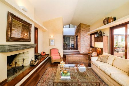 Casa à venda com 4 quartos, 443m² em Jardim Cordeiro, São Paulo