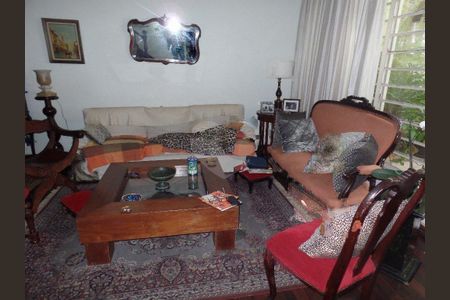 Casa à venda com 3 quartos, 180m² em Campo Belo, São Paulo