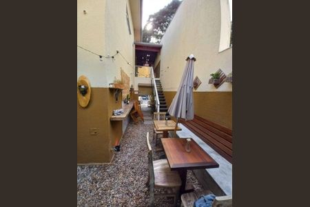 Casa à venda com 3 quartos, 300m² em Campo Belo, São Paulo