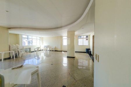 Apartamento à venda com 100m², 3 quartos e 2 vagas Apartamento à venda com 100m², 3 quartos e 2 vagasÁrea comum - Salão de festas