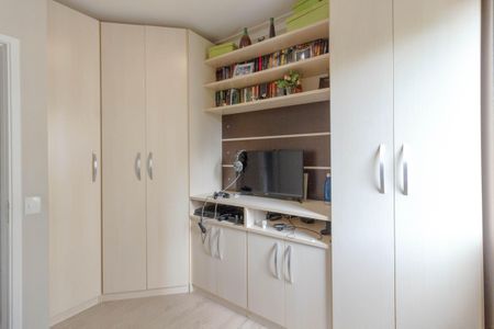 Apartamento à venda com 74m², 3 quartos e 1 vagaQuarto 2