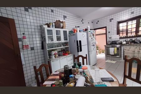 Casa de condomínio à venda com 398m², 5 quartos e 2 vagasCozinha