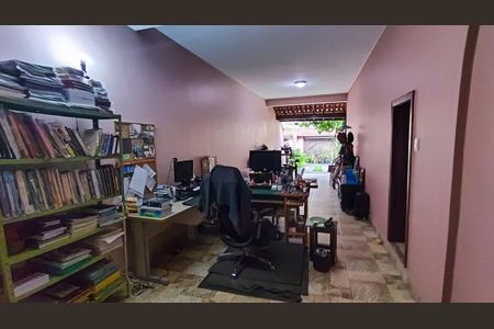Casa de condomínio à venda com 398m², 5 quartos e 2 vagasGaragem