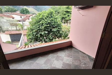 Casa de condomínio à venda com 398m², 5 quartos e 2 vagasVaranda da Suíte