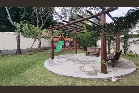 Casa de condomínio à venda com 398m², 5 quartos e 2 vagasÁrea comum - Playground