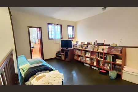 Casa de condomínio à venda com 398m², 5 quartos e 2 vagasCorredor