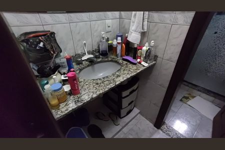 Casa de condomínio à venda com 398m², 5 quartos e 2 vagasBanheiro 2