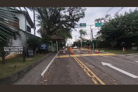 Casa de condomínio à venda com 398m², 5 quartos e 2 vagasFachada