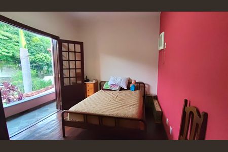 Casa de condomínio à venda com 398m², 5 quartos e 2 vagasQuarto 3