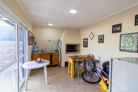 Casa à venda com 162m², 3 quartos e 2 vagas Casa à venda com 162m², 3 quartos e 2 vagasChurrasqueira