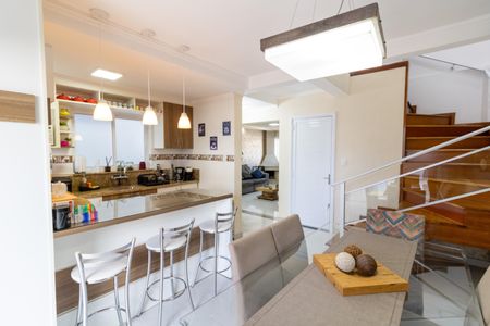 Casa à venda com 162m², 3 quartos e 2 vagas Casa à venda com 162m², 3 quartos e 2 vagasCopa