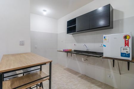 Cozinha de kitnet/studio para alugar com 1 quarto, 40m² em Vila São Jorge, Barueri