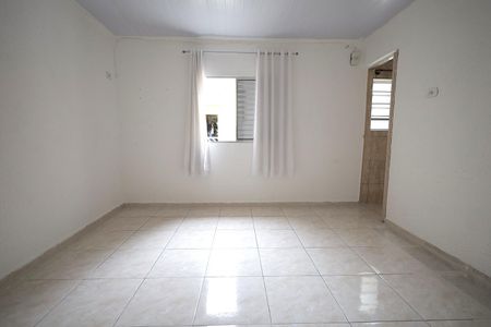Casa para alugar com 30m², 1 quarto e sem vaga Casa para alugar com 30m², 1 quarto e sem vagaQuarto