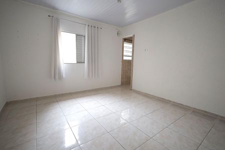 Quarto de casa para alugar com 1 quarto, 30m² em Vila Lucinda, Santo André