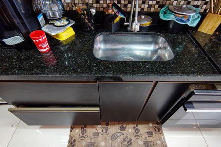 Apartamento à venda com 180m², 2 quartos e 2 vagasCozinha e Área de Serviço