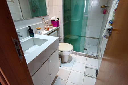 Apartamento à venda com 180m², 2 quartos e 2 vagasBanheiro da Suíte