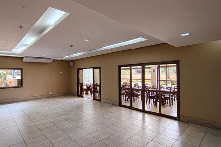 Apartamento à venda com 180m², 2 quartos e 2 vagasÁrea comum